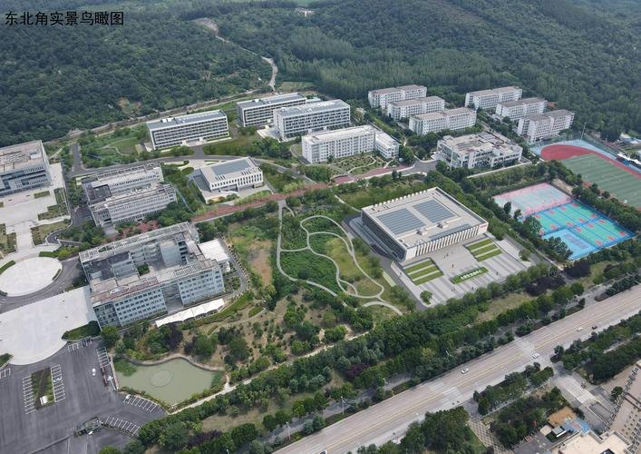 淮南联合大学校园实景