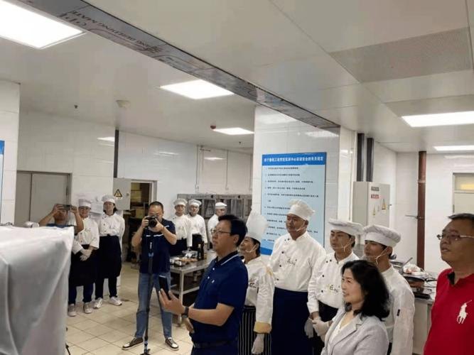 波诺罗戈第二职业技术学校校园实景