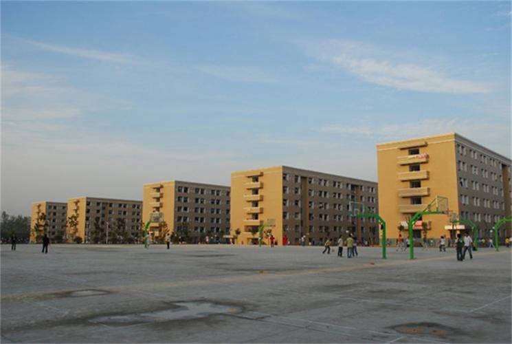 南充职业技术学院校园实景