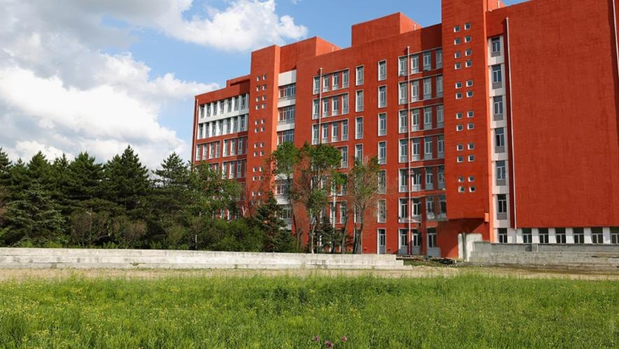 广西艺术学院附属中等艺术学校校园实景