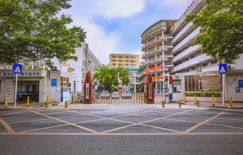 深圳市沙井职业高级中学校园实景