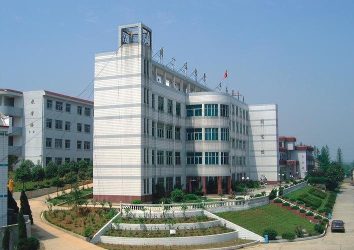 安徽材料工程学校校园实景