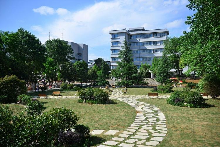 贵阳市女子职业学校校园实景