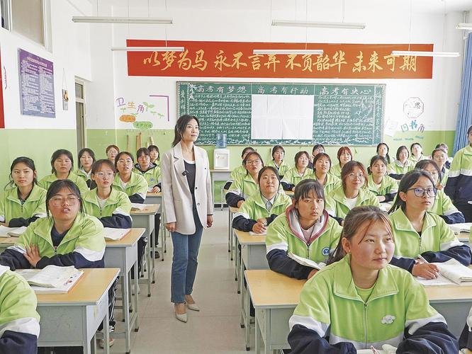 镇原县职业中等专业学校校园实景