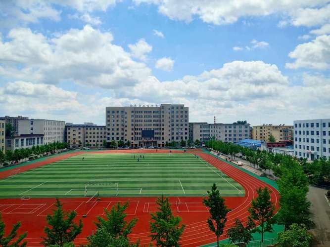 辽宁省机电工程学校校园实景